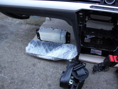 Airbag genunchi VW Passat B8 2015-In prezent 3G2880842E