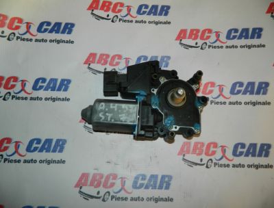 Motoras macara usa stanga fata Audi A4 1995-2000 Cod: 8D0959801D