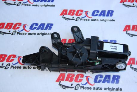 Motoras retractor centura dreapta Audi A5 8F Cabrio 2012-2014 8F0857760