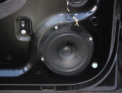 Boxa usa stanga spate VW Amarok (2H) 2010-2020
