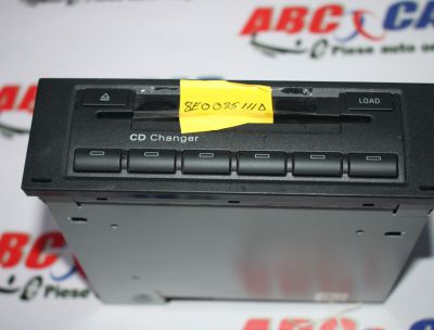 Magazie CD/unitate multimedia Audi A4 B6 8E 2000-2005 8E0035111D