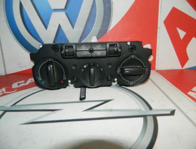 Panou climatizare VW Passat B6 Cod: 3C1820045