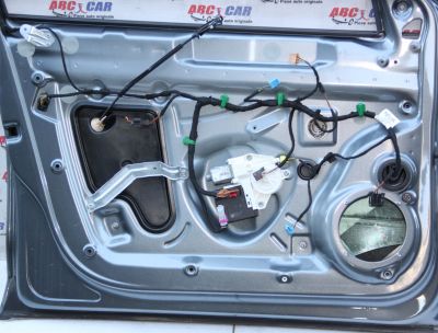 Motoras macara usa stanga fata VW Jetta (1B) 2011-2019 561959701C