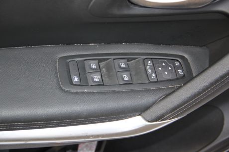 Butoane comenzi geamuri electrice Renault Kadjar 2015-2022