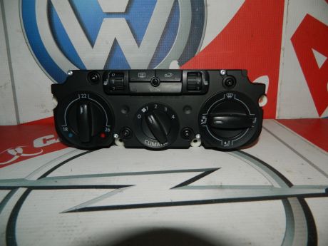 Panou climatizare VW Passat B6 Cod: 3C1820045A