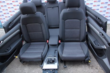 Interior textil complet (ENG) VW Passat B8 2015-In prezent limuzina