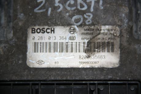 Calculator motor Opel Movano A 2008 2.5 DCI 8200635663