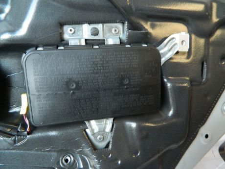 Airbag usa stanga spate Mercedes CLS W219 2004-2010