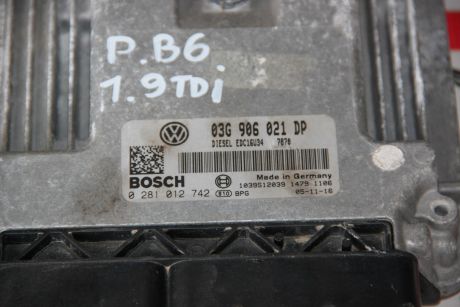 Calculator motor VW Passat B6 2005-2010 1.9 TDI 03G906021DP