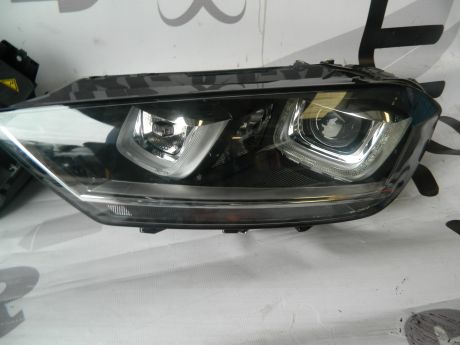Far stanga Bi-xenon Led VW Golf Sportsvan 2014-In prezent 517941033A